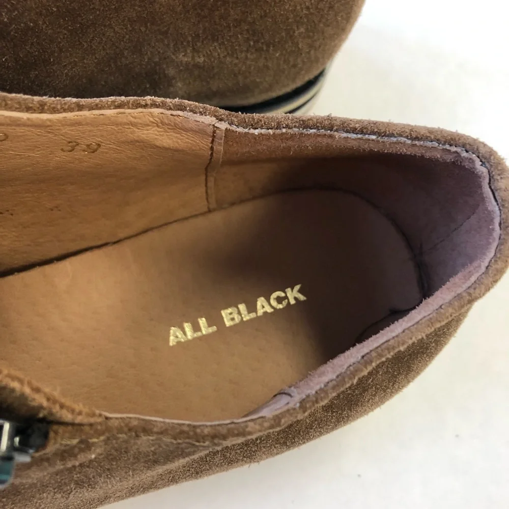 ALL BLACK Tan Suede Fur Cap‎ Slip On Shootie Sz. 39
